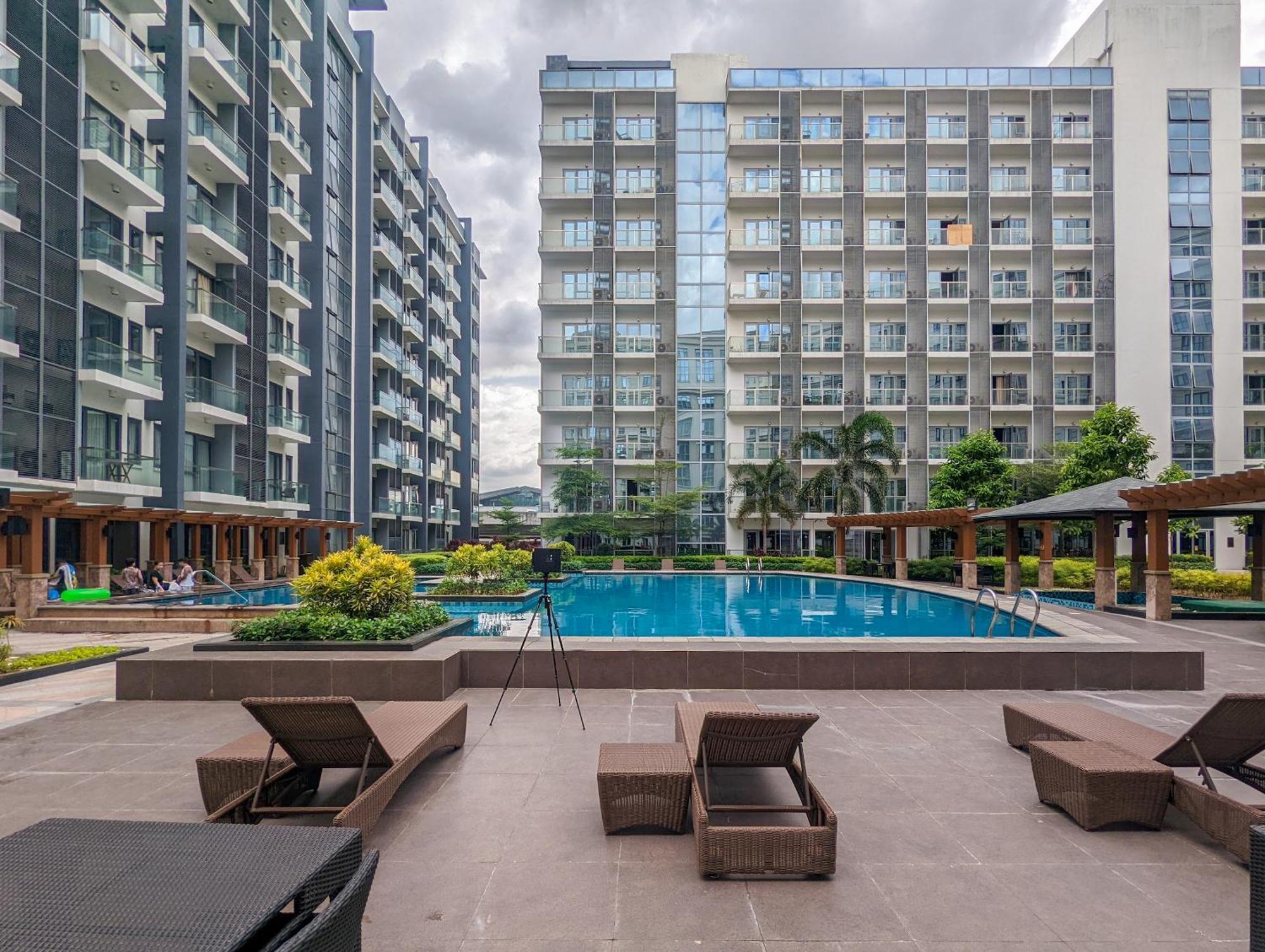 Studio Condo Naia Airport Terminal 3 Newport City Casino Manila Exterior photo