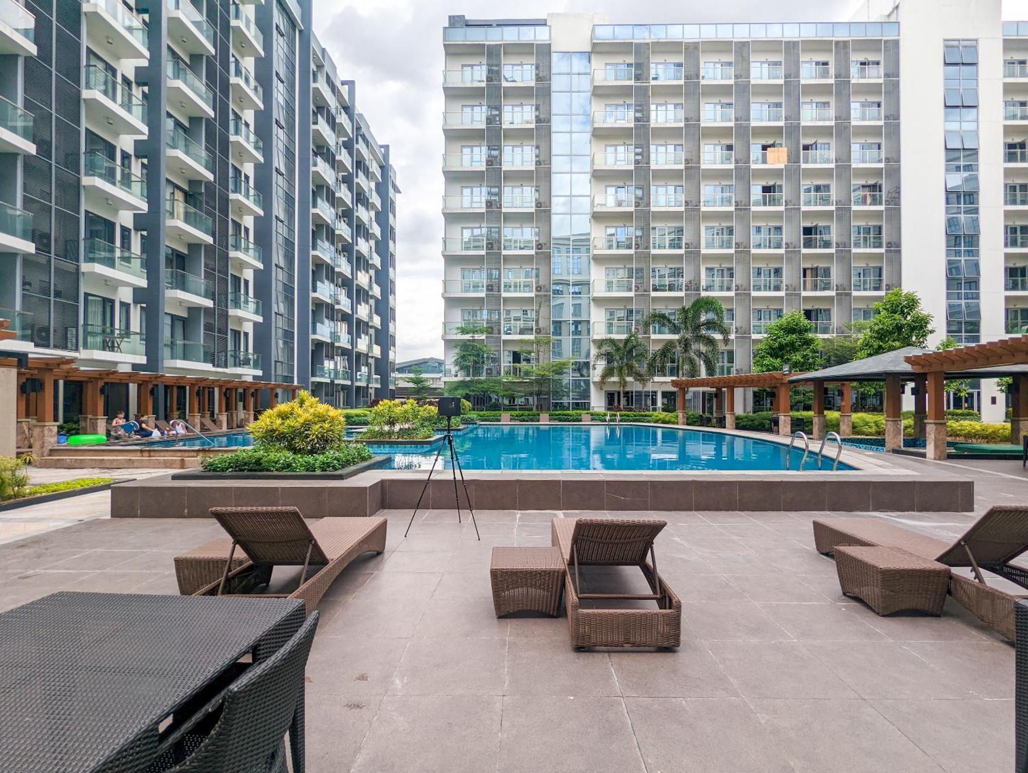 Studio Condo Naia Airport Terminal 3 Newport City Casino Manila Exterior photo